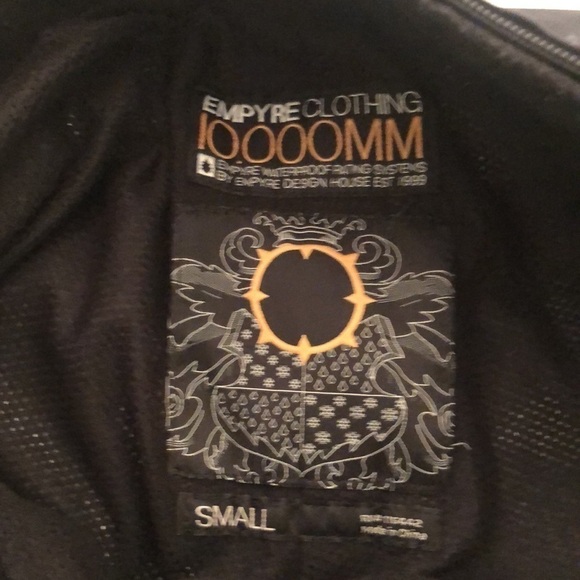 Empyre Clothing black ski pants with multiple zipper pockets & Velcro waistband - Picture 2 of 14